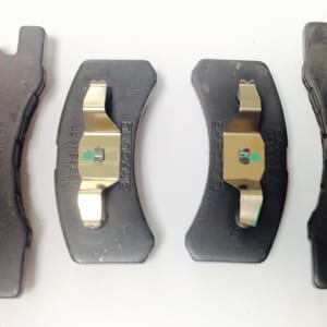 Bộ Thắng Mitsubishi