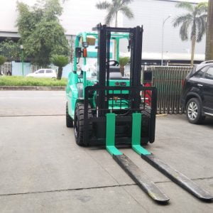 Xe nâng dầu Mitsubishi 5 tấn FD50NT