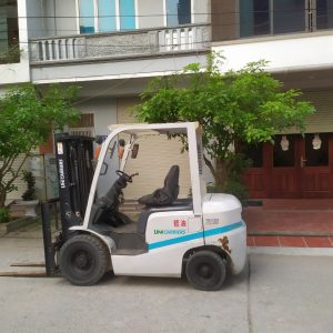 Xe nâng dầu TCM 2.5 tấn FHD25T3A hàng Nhật bãi Xe nâng dầu TCM 2.5 tấn FHD25T3A hàng Nhật bãi