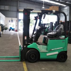 Xe nâng điện ngồi lái Mitsubishi 1.5 tấn FB15CA1 - 4 bánh Xe nâng điện ngồi lái Mitsubishi 1.5 tấn FB15CA1 - 4 bánh