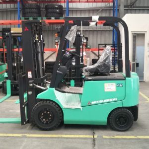 Xe nâng điện ngồi lái Mitsubishi 2 tấn FB20CA1 - 4 bánh Xe nâng điện ngồi lái Mitsubishi 2 tấn FB20CA1 - 4 bánh