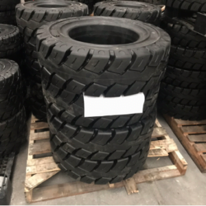 Lốp Xe nâng hàng Mitsubishi 250-15