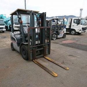 Xe nâng dầu Nissan 2.5 tấn