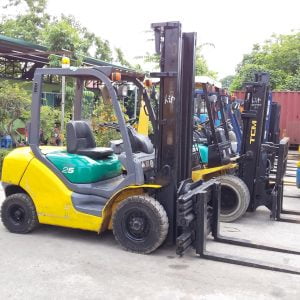 Xe nâng Komatsu 2.5 tấn FD25T-15 Xe nâng Komatsu 2.5 tấn FD25T-15