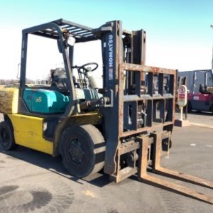 Xe nâng Komatsu 3.5 tấn gật gù số sàn Xe nâng Komatsu 3.5 tấn gật gù số sàn