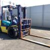 Xe nâng Komatsu FD25C-14 số sàn lốp kép gật gù