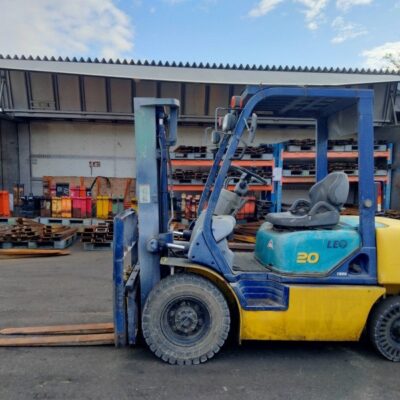 Xe nâng dầu Komatsu 2 tấn FD20T-12