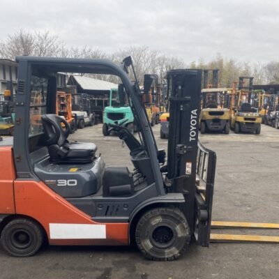 Xe nâng dầu Toyota 3 tấn 8FDK30