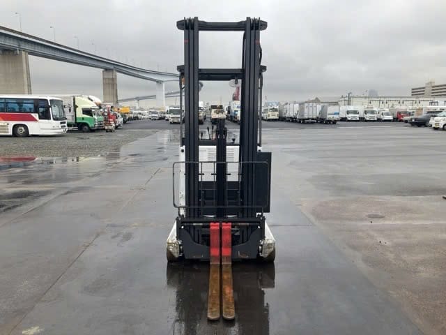 Khung nâng 3 tầng chiều cao nâng tối đa lên tới 6m