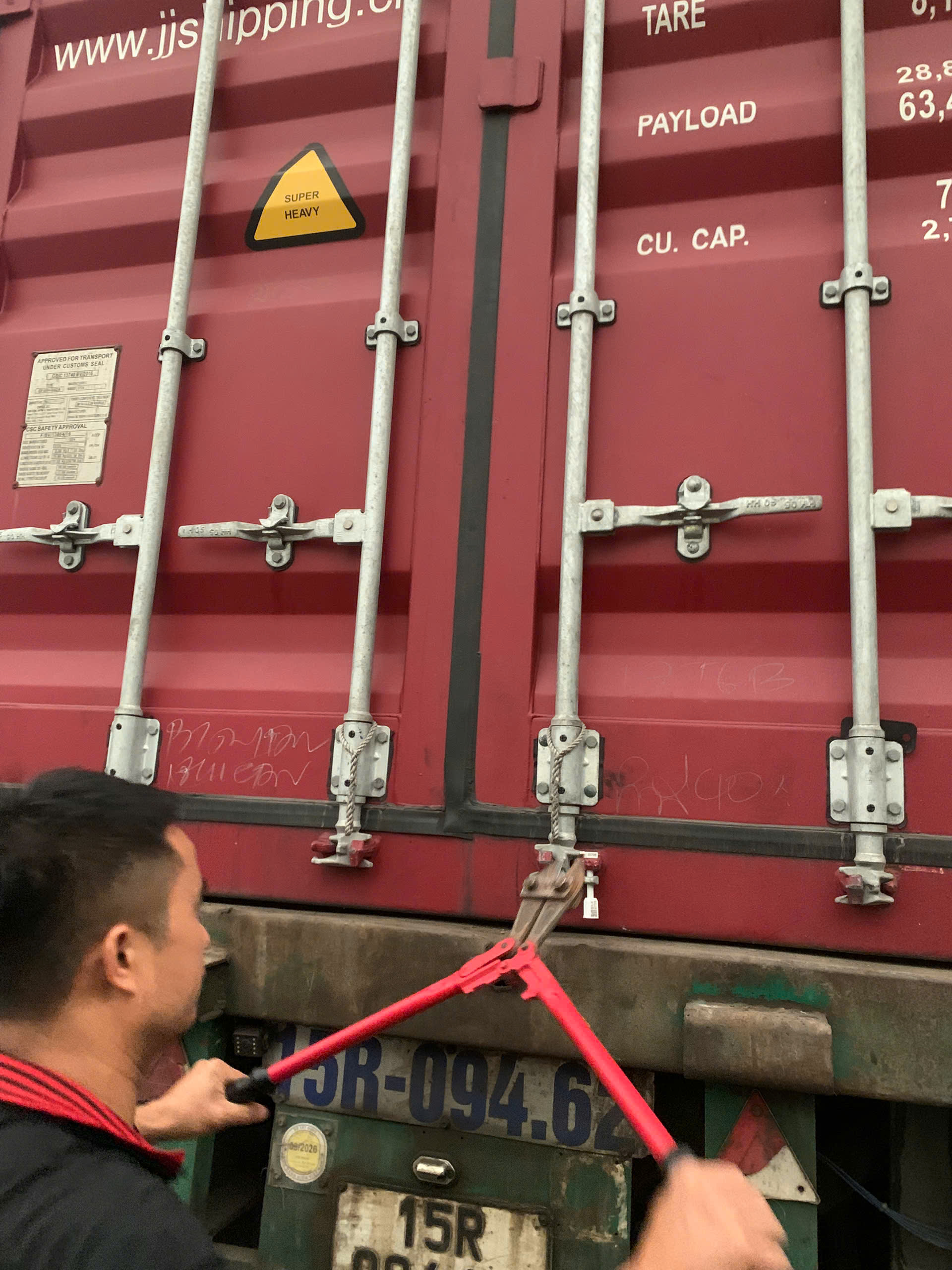 Ảnh cắt niêm phong xe zin bãi nhật